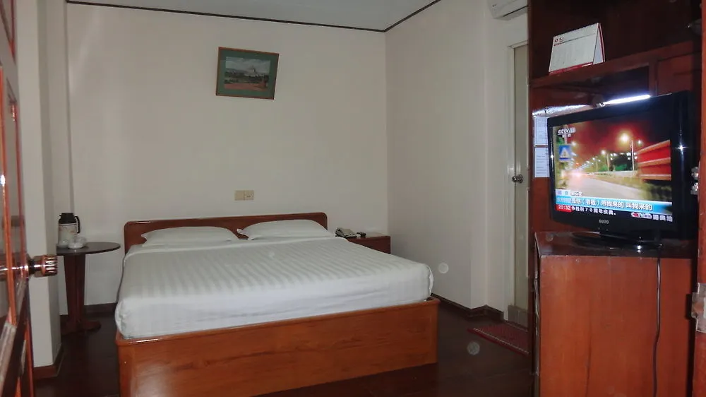 Chit Sayar Hotel Yangon
